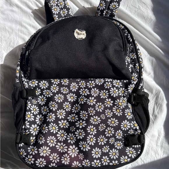 Roxy Black and White Floral Backpack - Picture 1 of 2